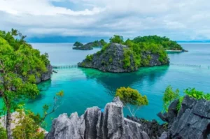 Tourist Attractions in Southeast Sulawesi with Natural Beauty & Unique Cultural Charm